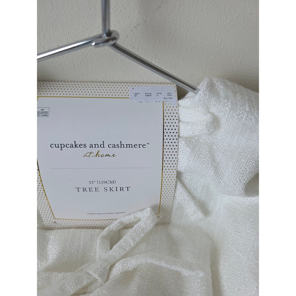 Cupcakes‎ cashmere rustic and knit tan tree skirt new 52 inch cabin Xmas decor